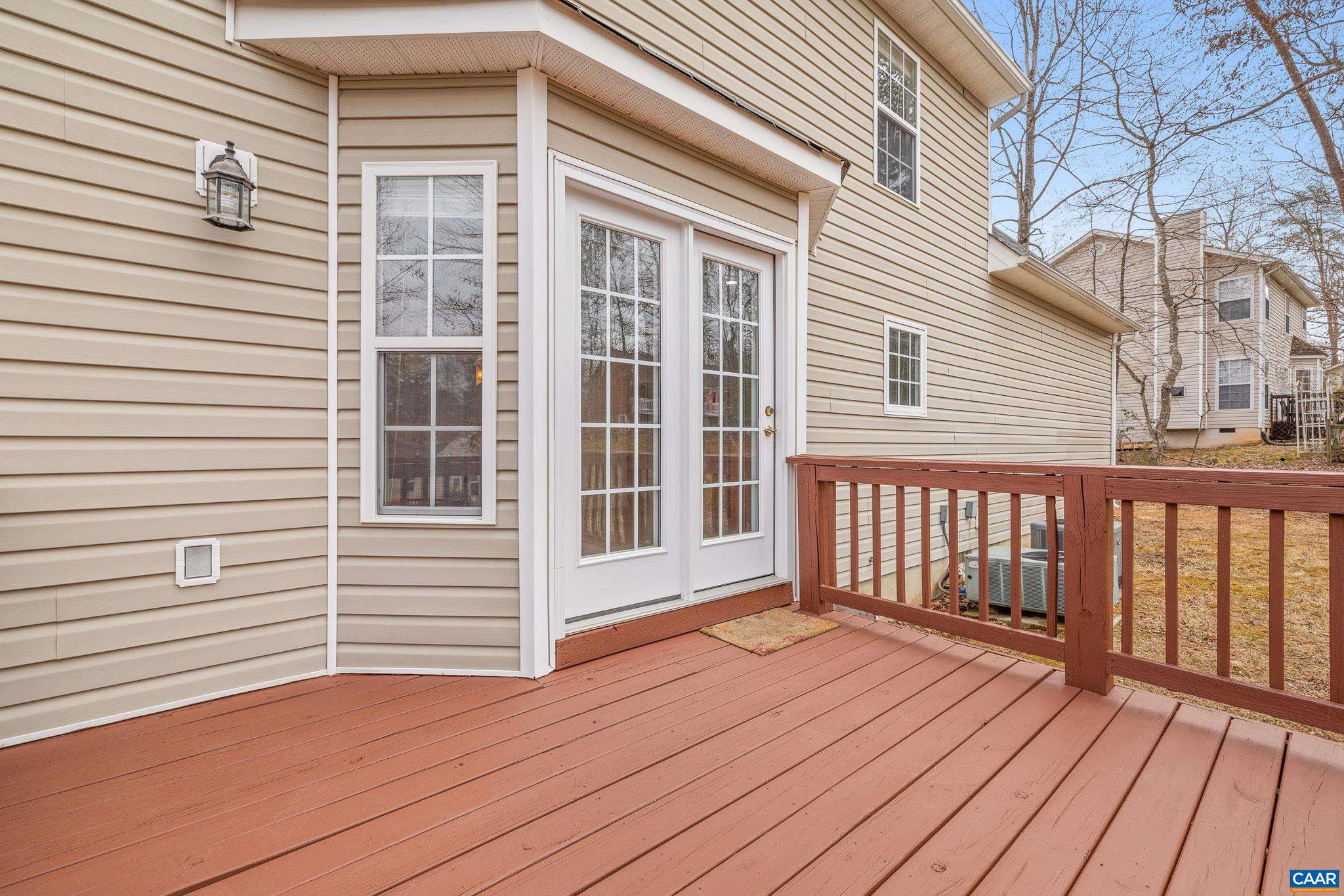 LAKE MONTICELLO - Residential