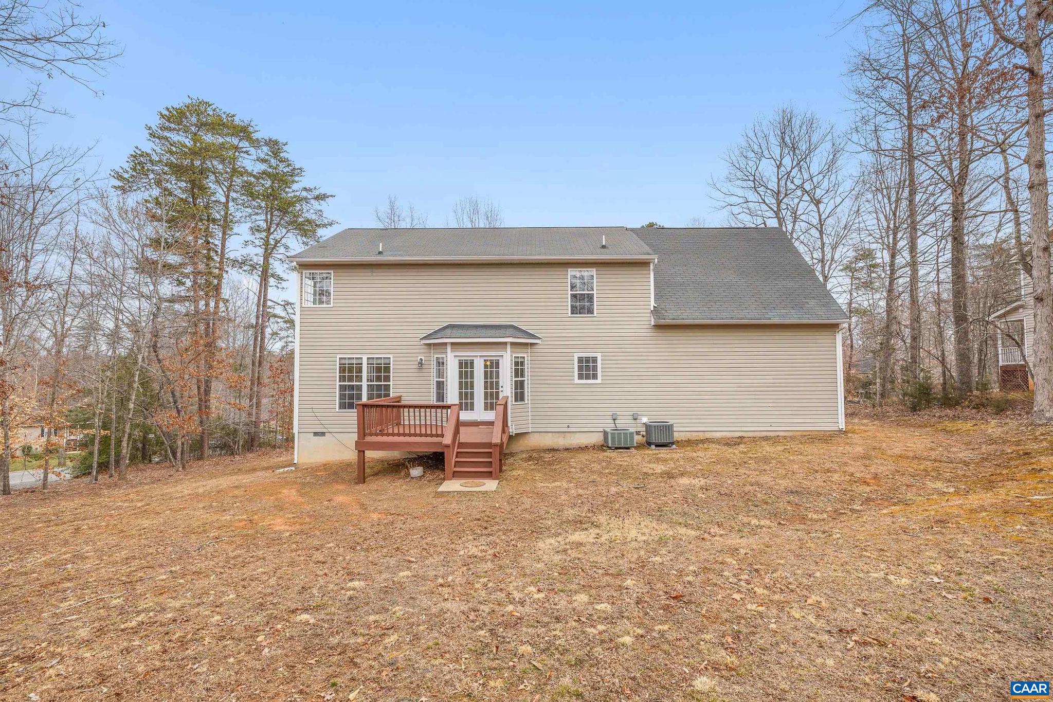 LAKE MONTICELLO - Residential