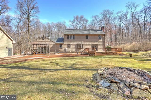 LAUREL ESTATES - Residential