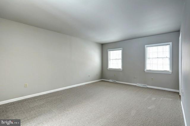 LAUREL ESTATES - Residential