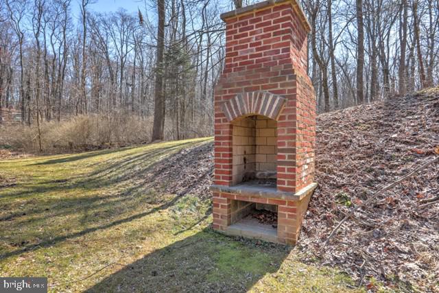 LAUREL ESTATES - Residential