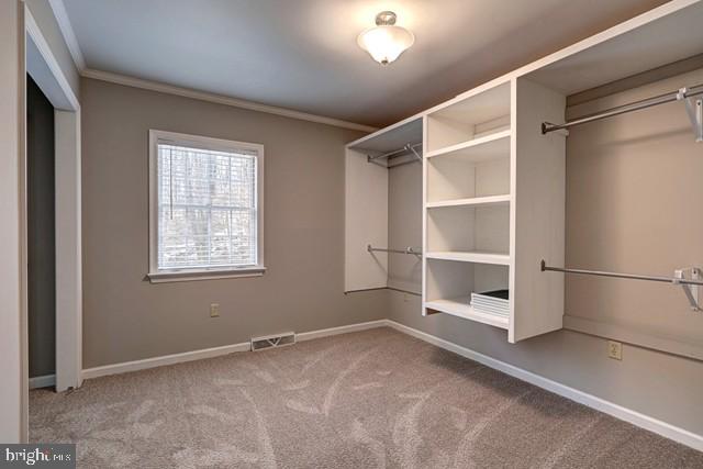 LAUREL ESTATES - Residential