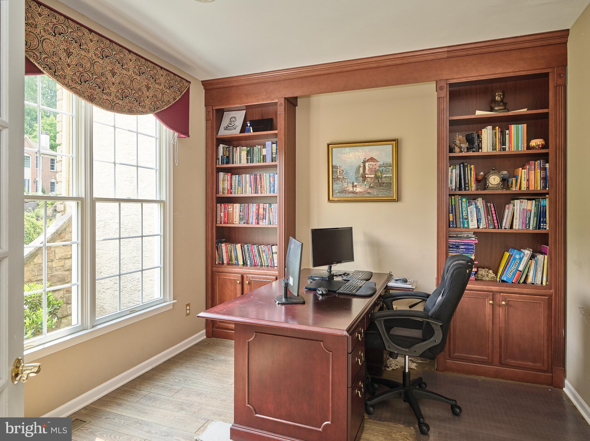 BUCKINGHAM FOREST - Residential