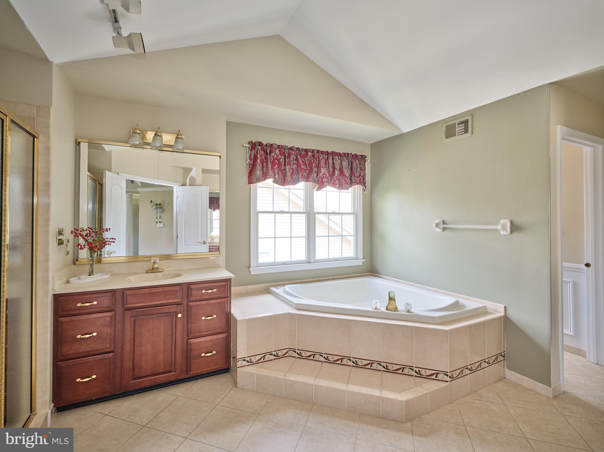 BUCKINGHAM FOREST - Residential