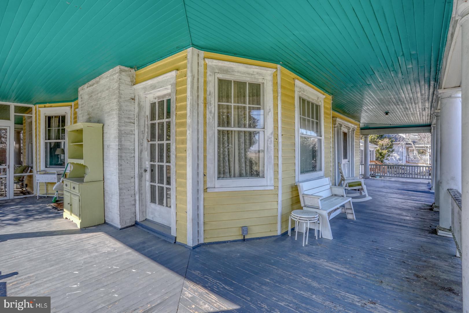 TOWN OF TRAPPE - Residential