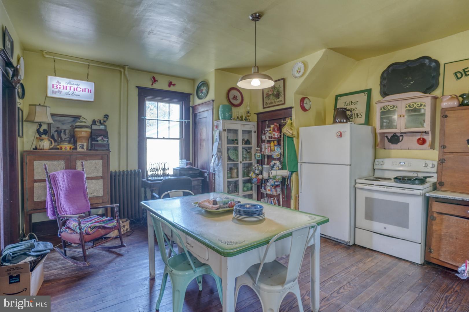 TOWN OF TRAPPE - Residential