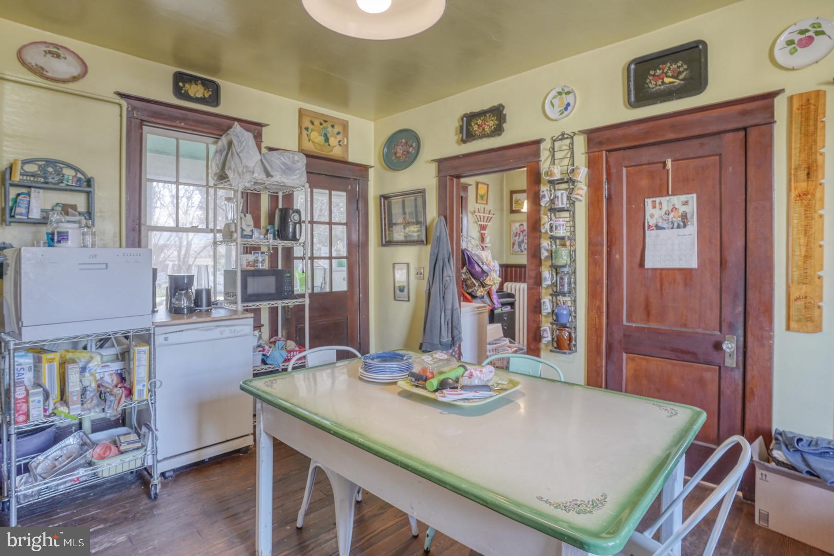 TOWN OF TRAPPE - Residential