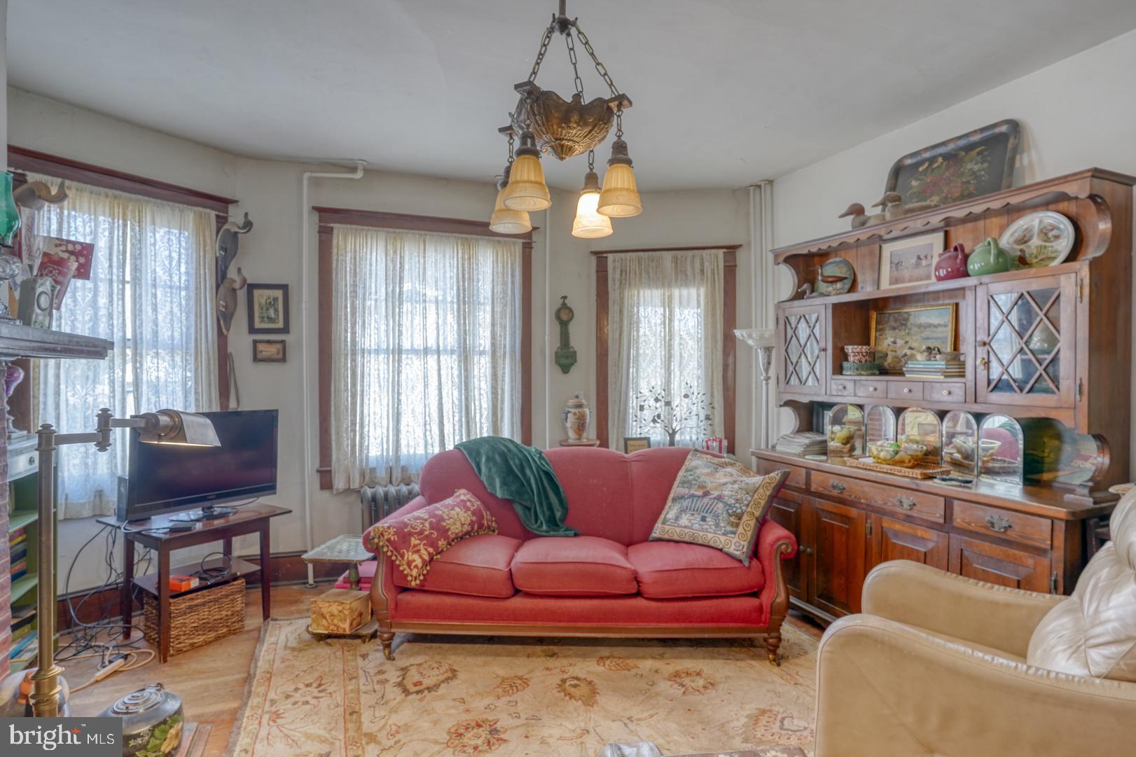 TOWN OF TRAPPE - Residential