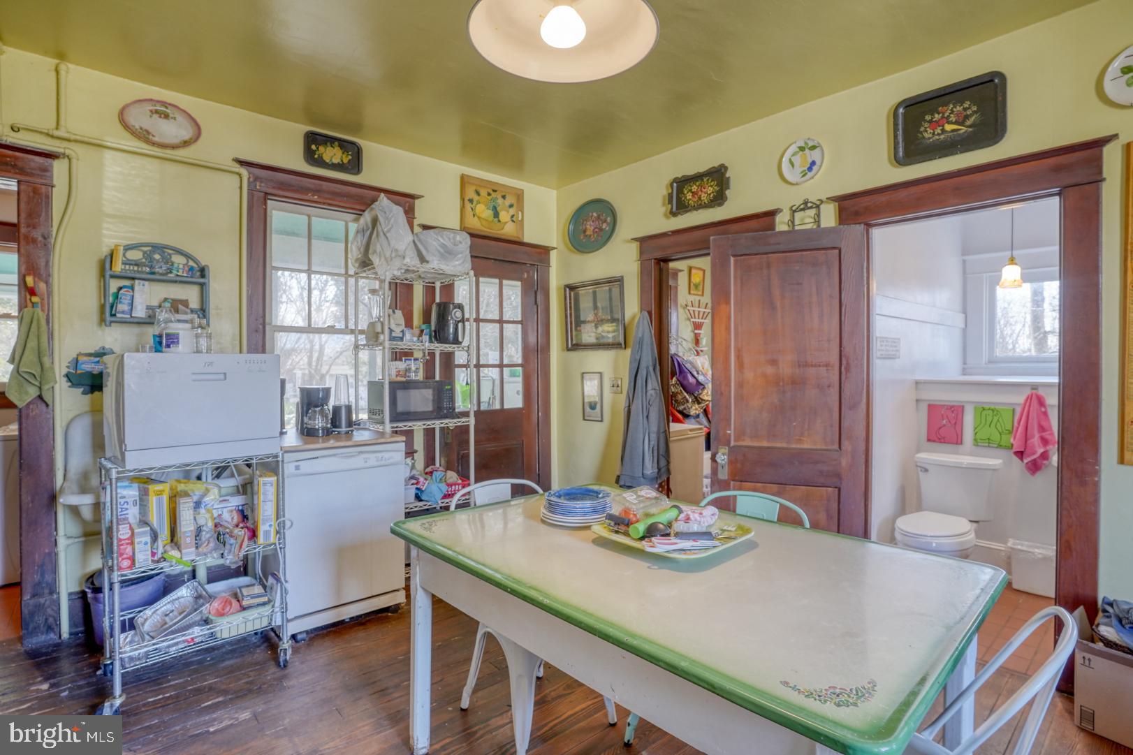 TOWN OF TRAPPE - Residential