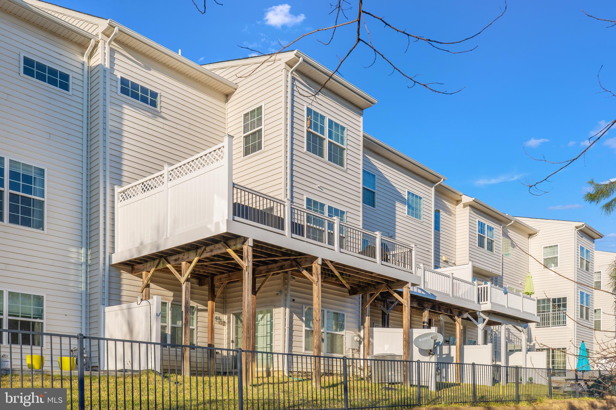 SMITH HOME FARM - Residential