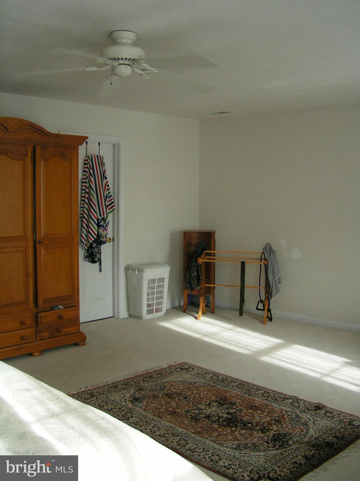 SYCAMORE HOLLOW OF WLDWD - Residential Lease