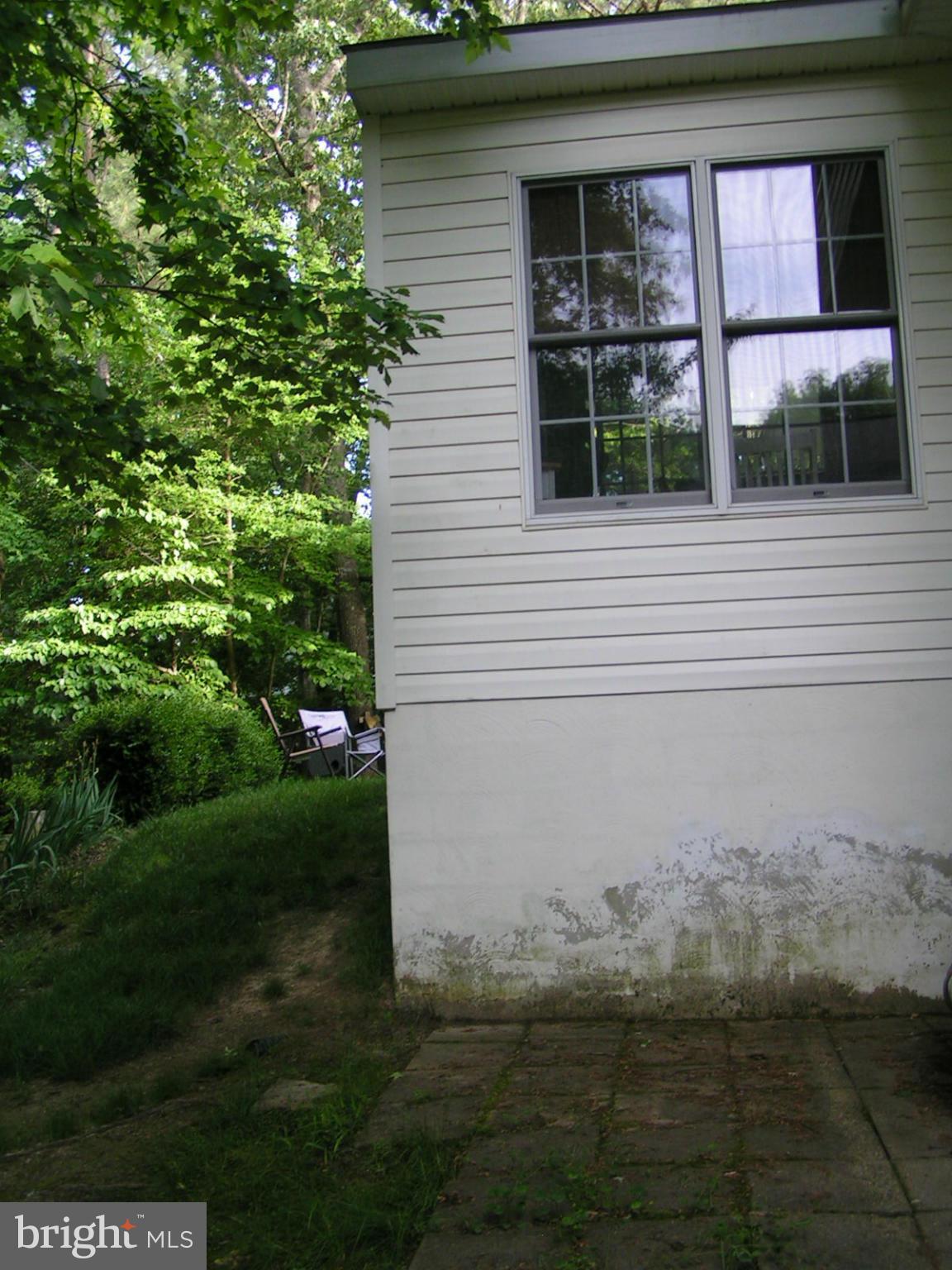 SYCAMORE HOLLOW OF WLDWD - Residential Lease