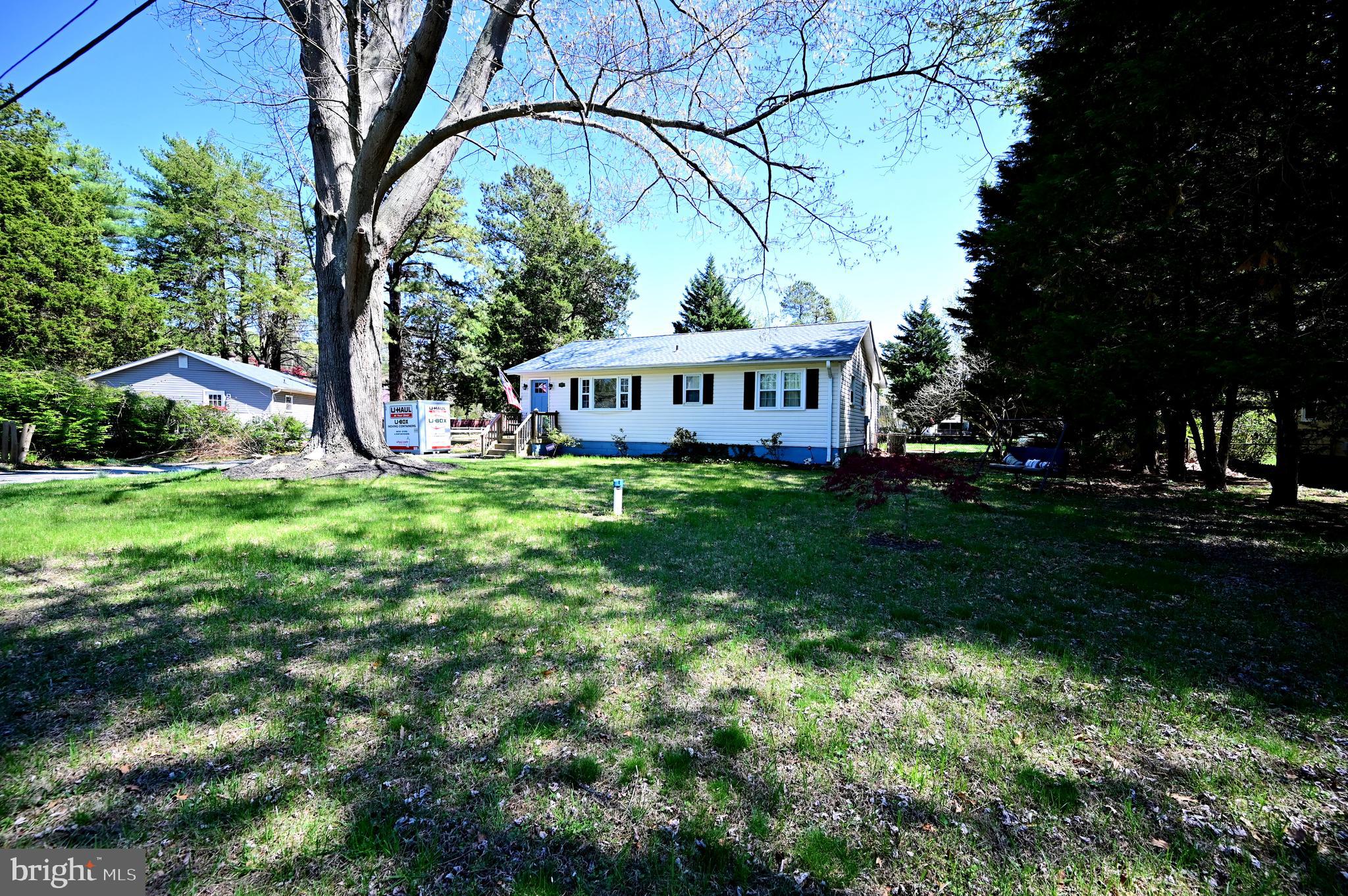 GOLDEN BEACH - Residential
