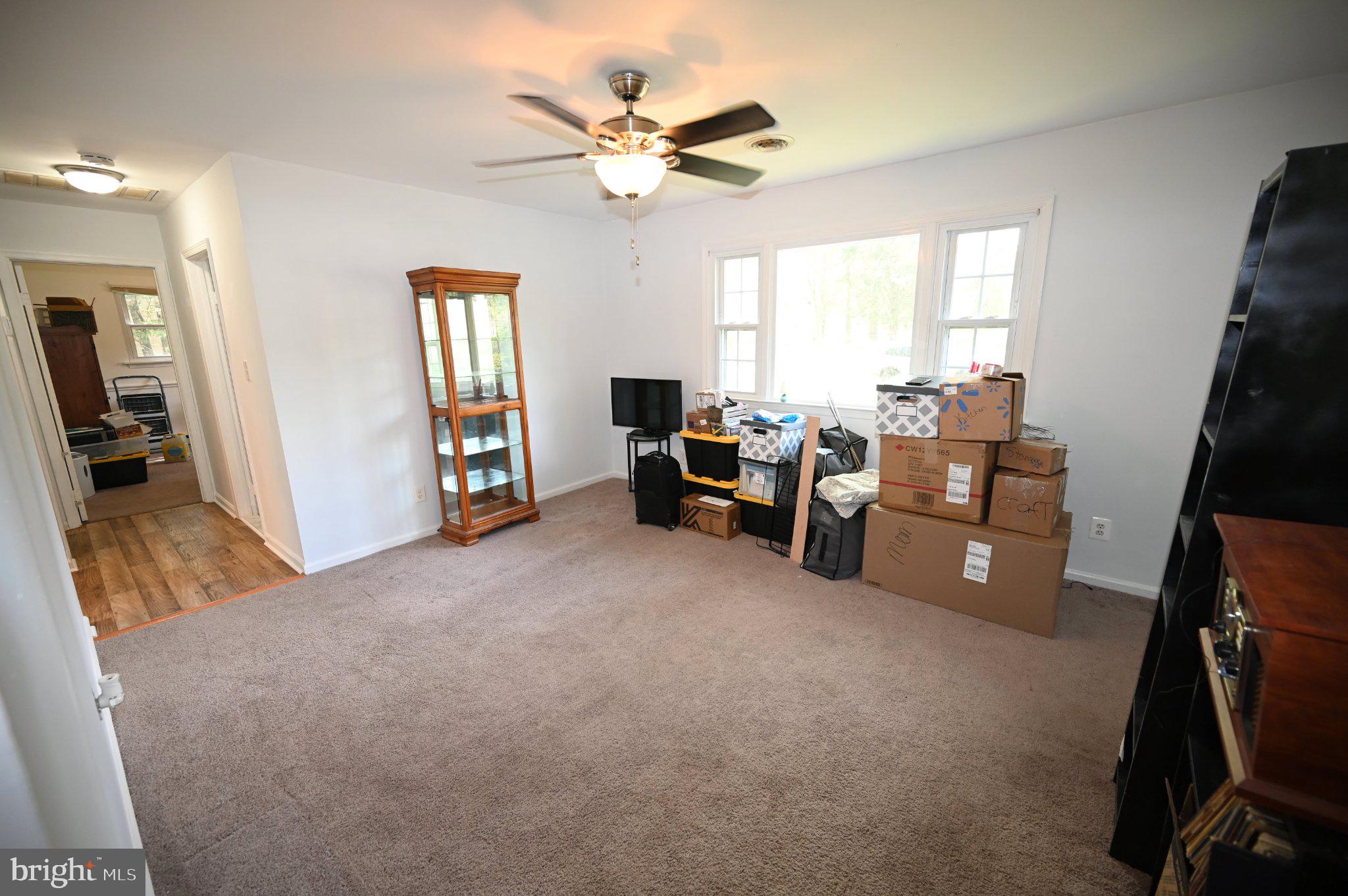 GOLDEN BEACH - Residential