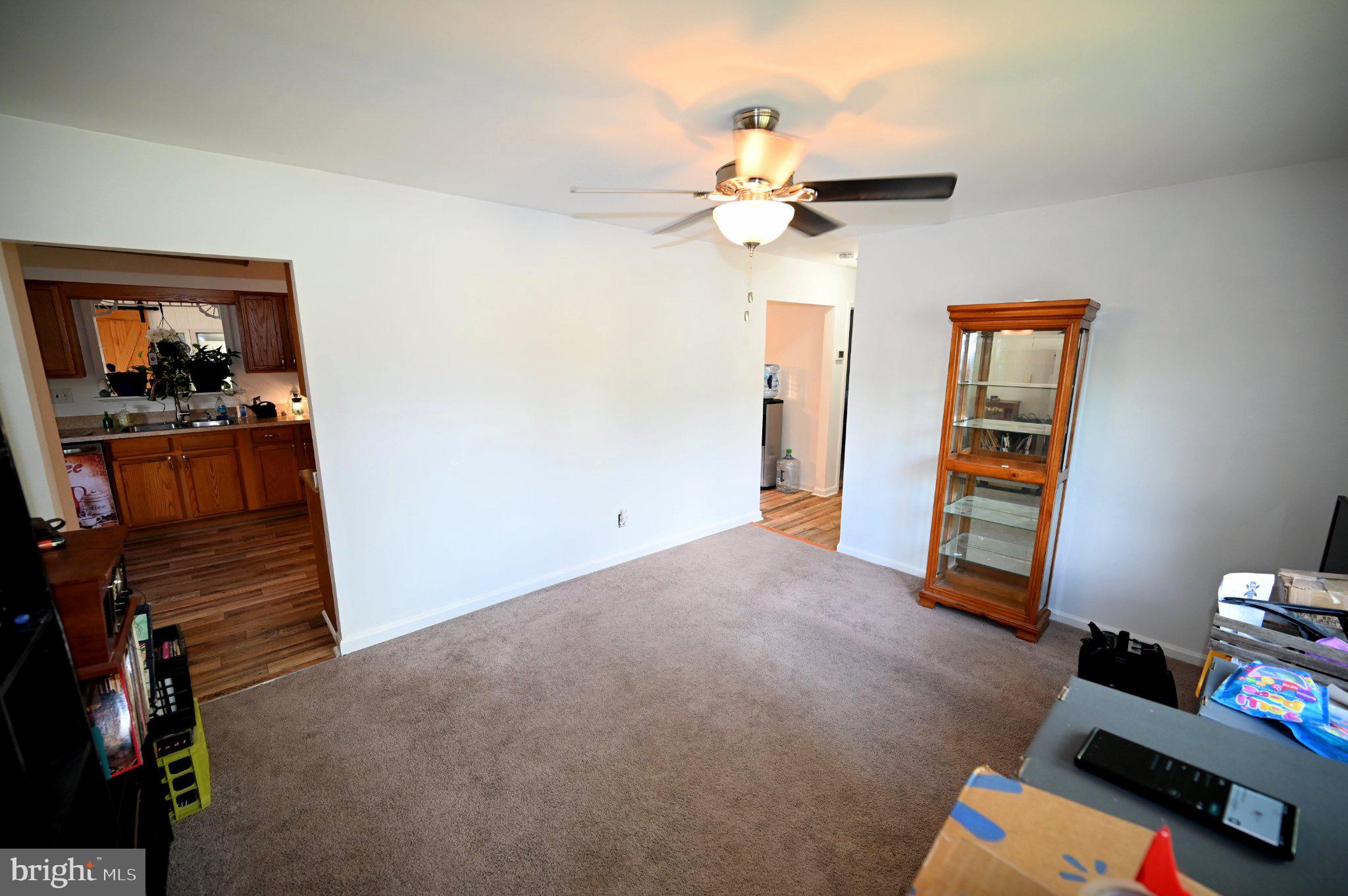 GOLDEN BEACH - Residential