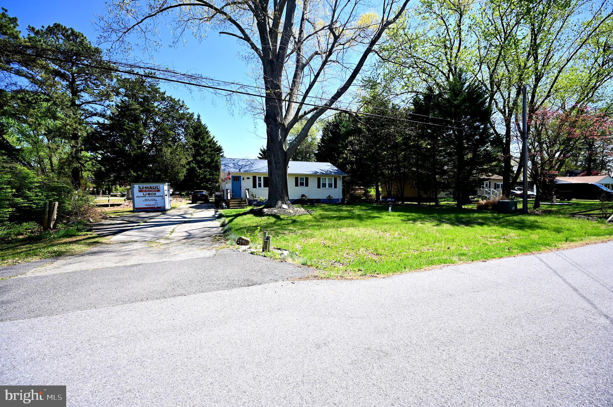 GOLDEN BEACH - Residential
