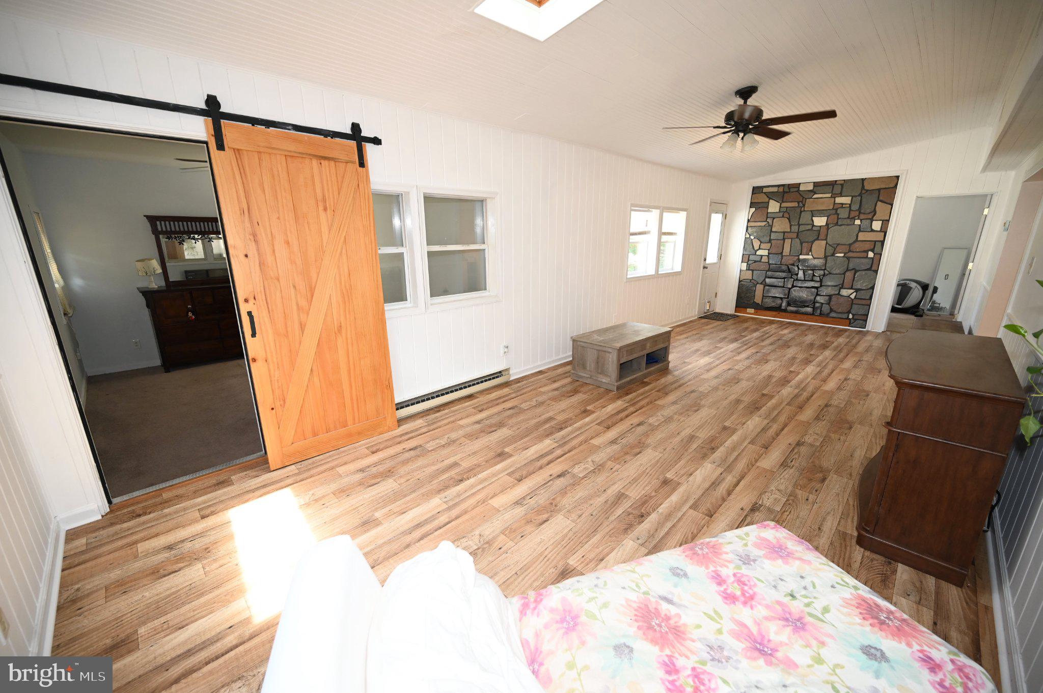 GOLDEN BEACH - Residential