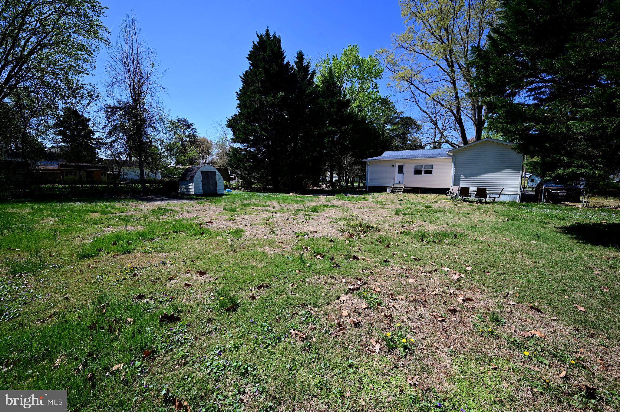 GOLDEN BEACH - Residential