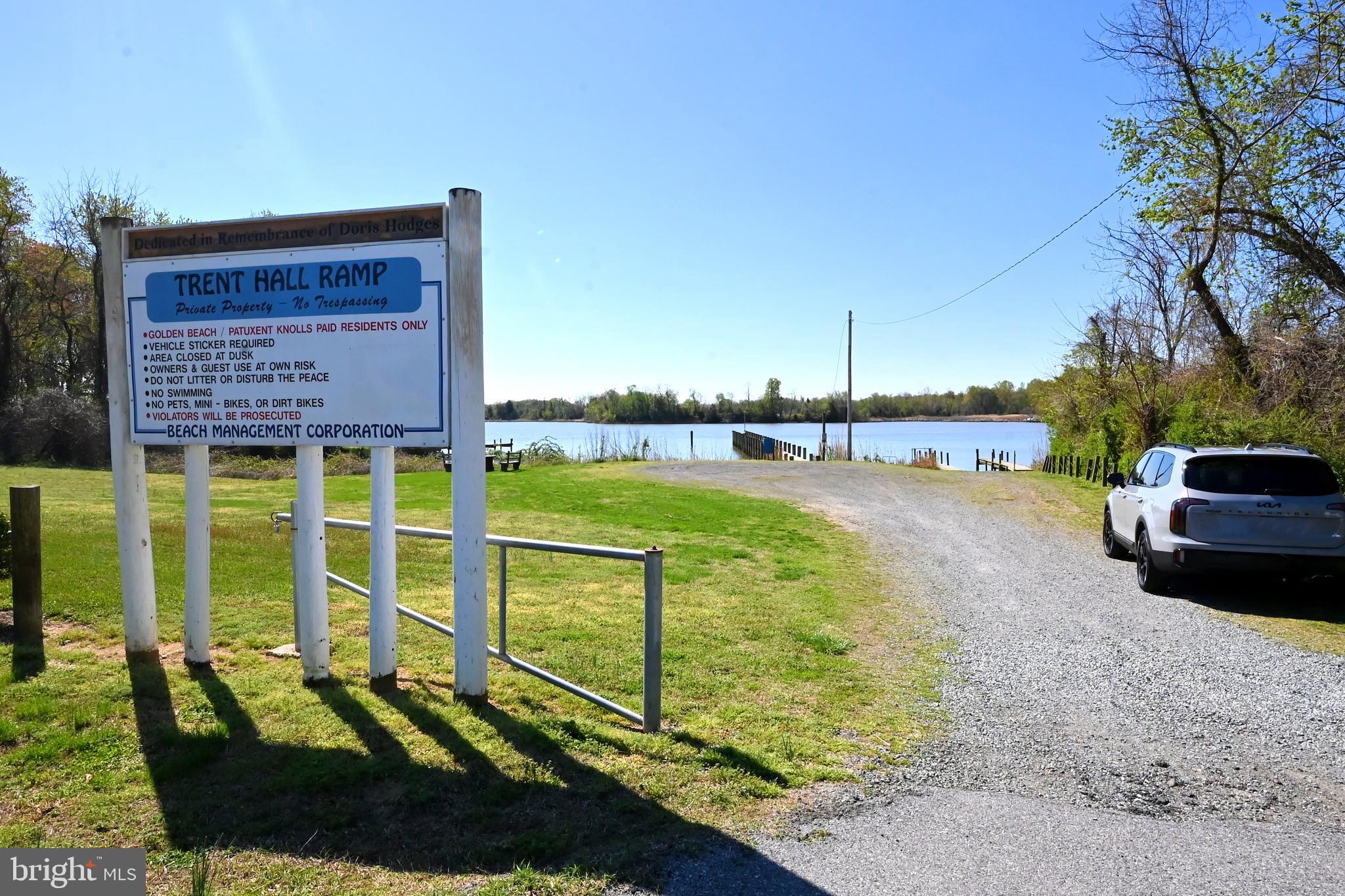 GOLDEN BEACH - Residential
