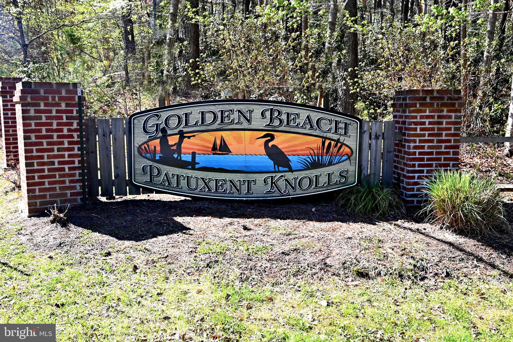 GOLDEN BEACH - Residential