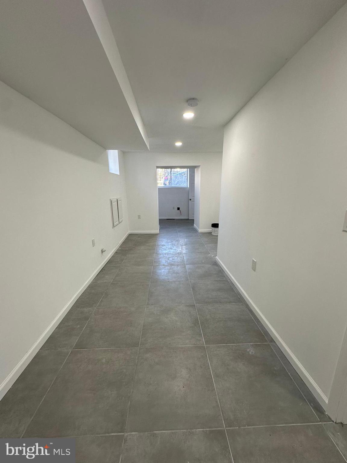 TEMPLE UNIVERSITY - Residential Lease