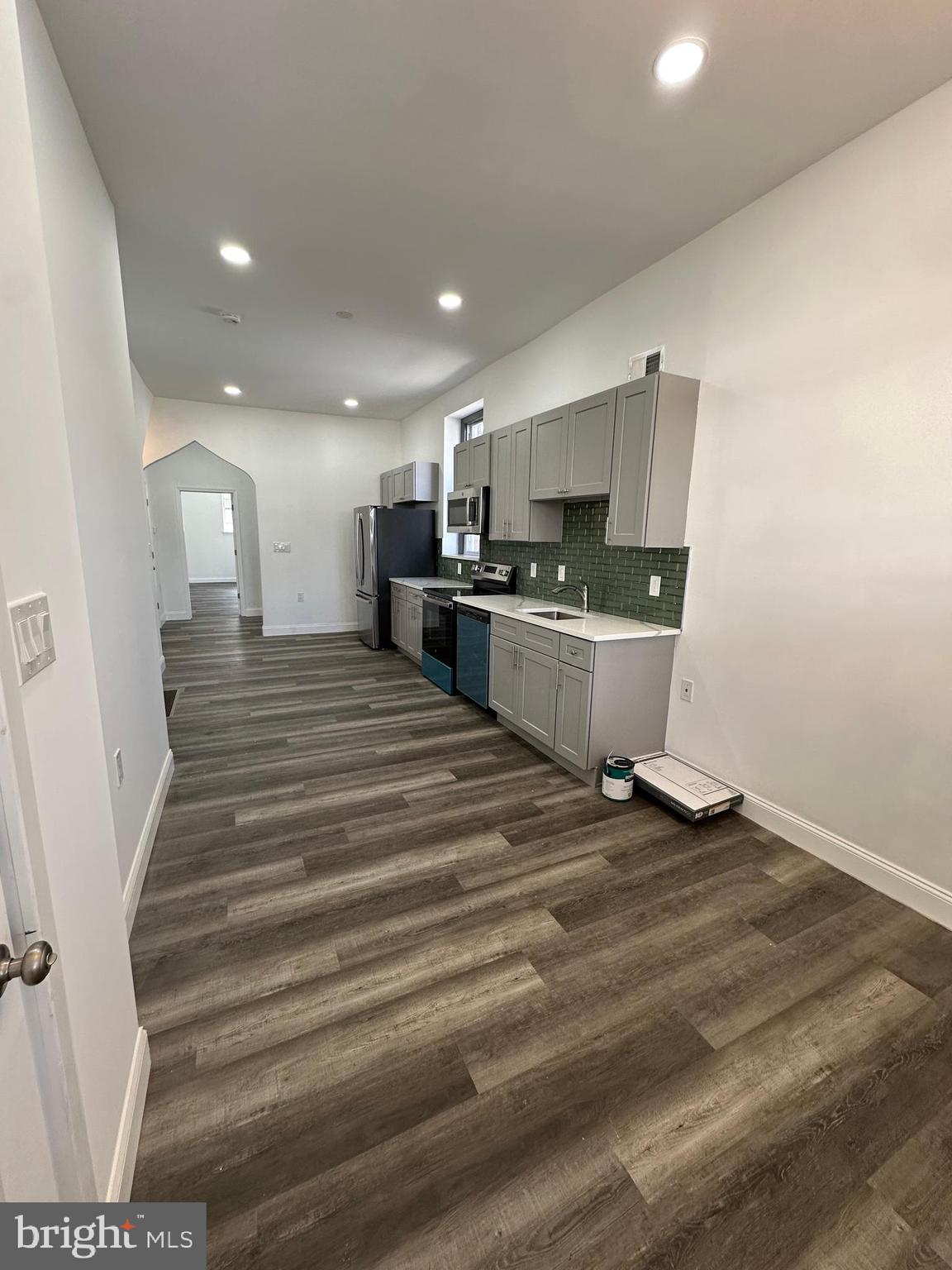 TEMPLE UNIVERSITY - Residential Lease
