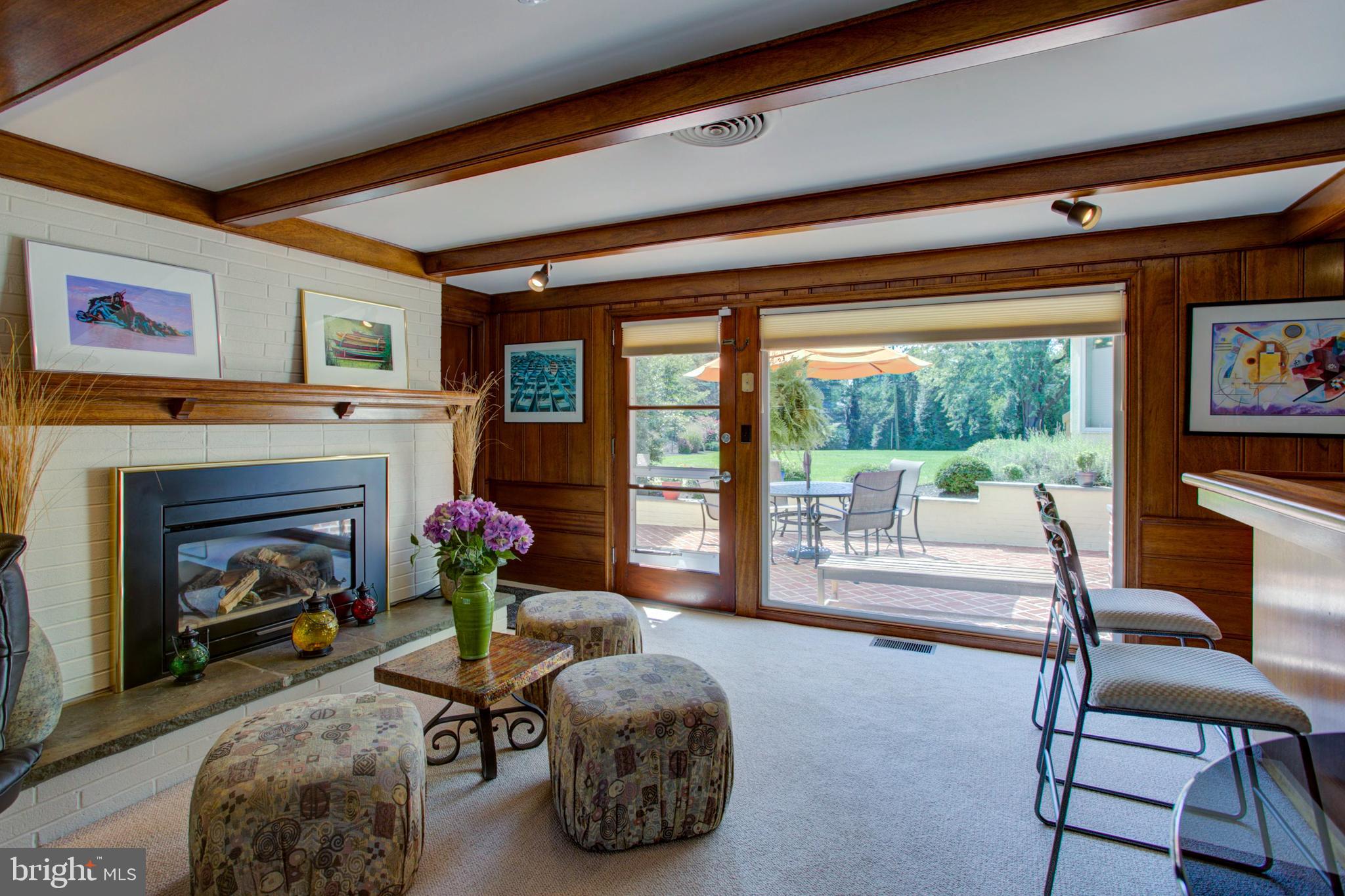 ROCKRIMMON RIDGE - Residential