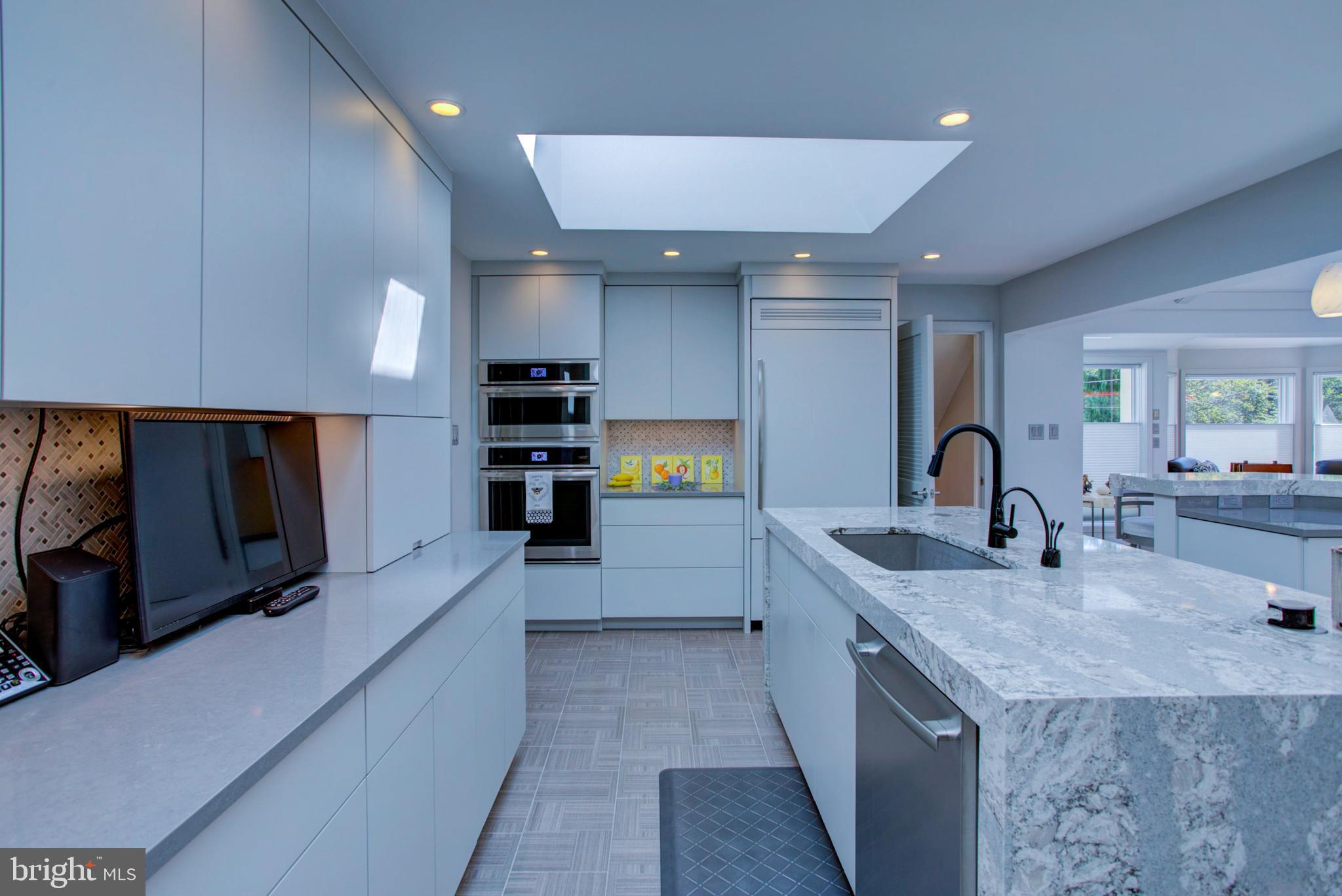 ROCKRIMMON RIDGE - Residential