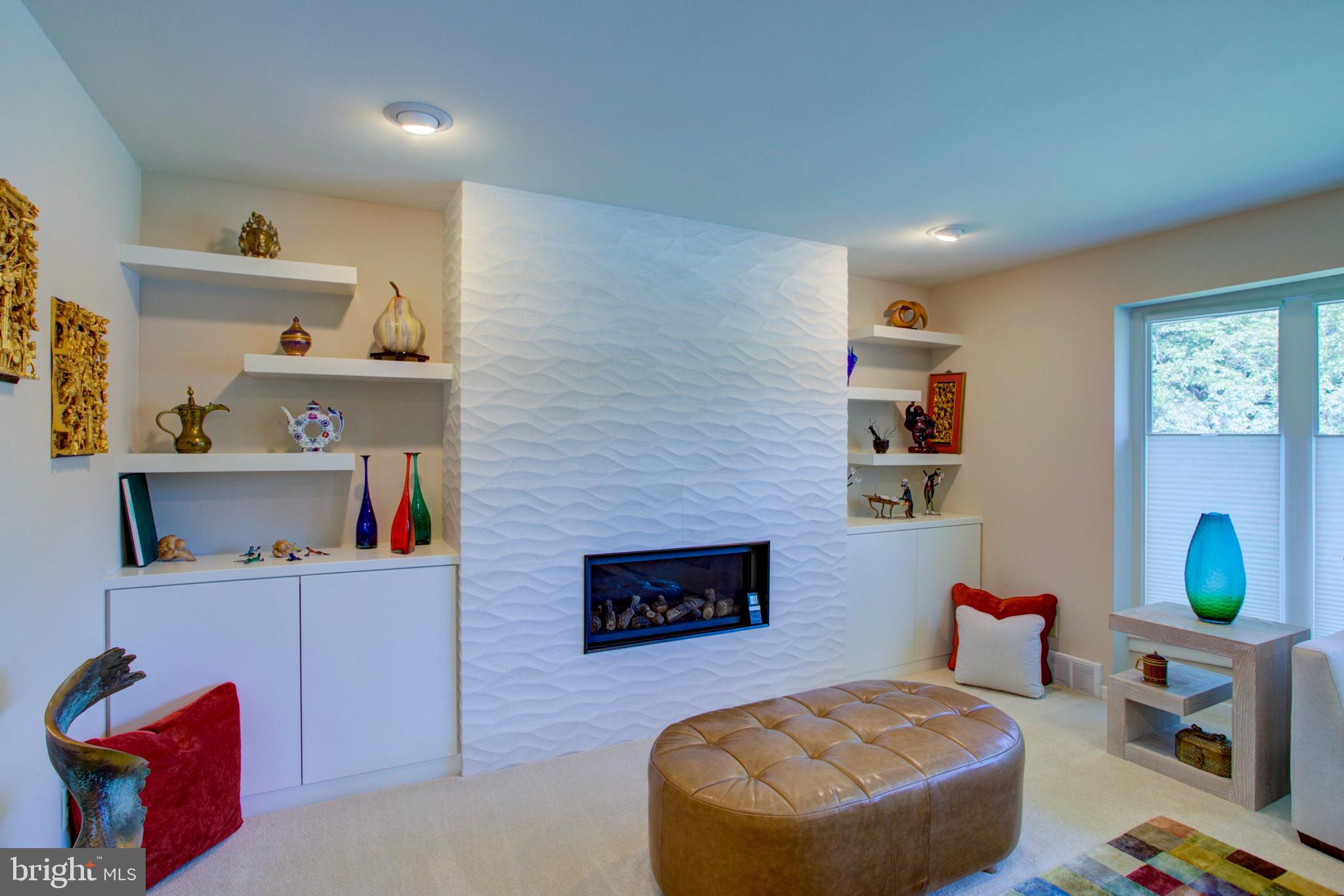 ROCKRIMMON RIDGE - Residential