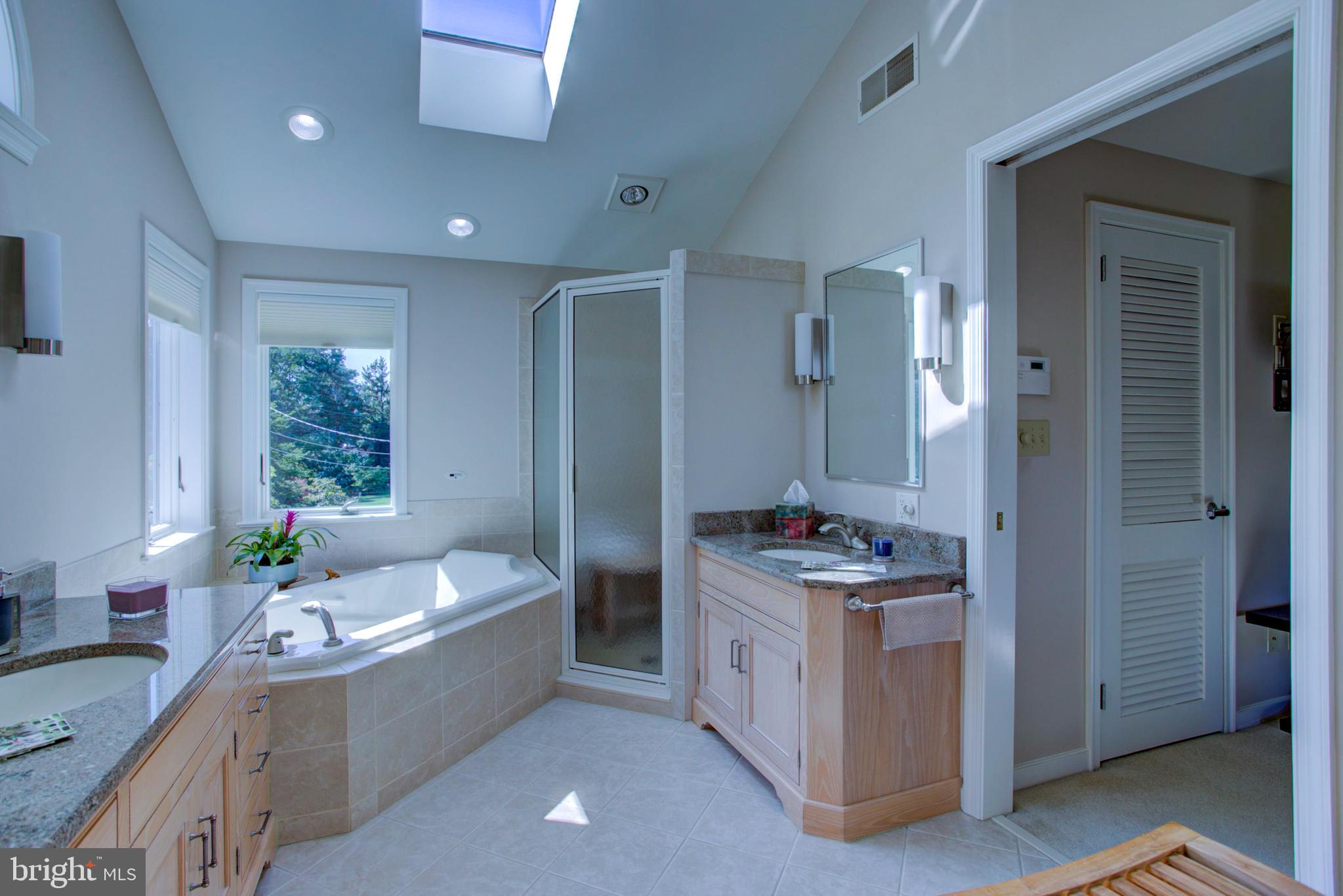 ROCKRIMMON RIDGE - Residential