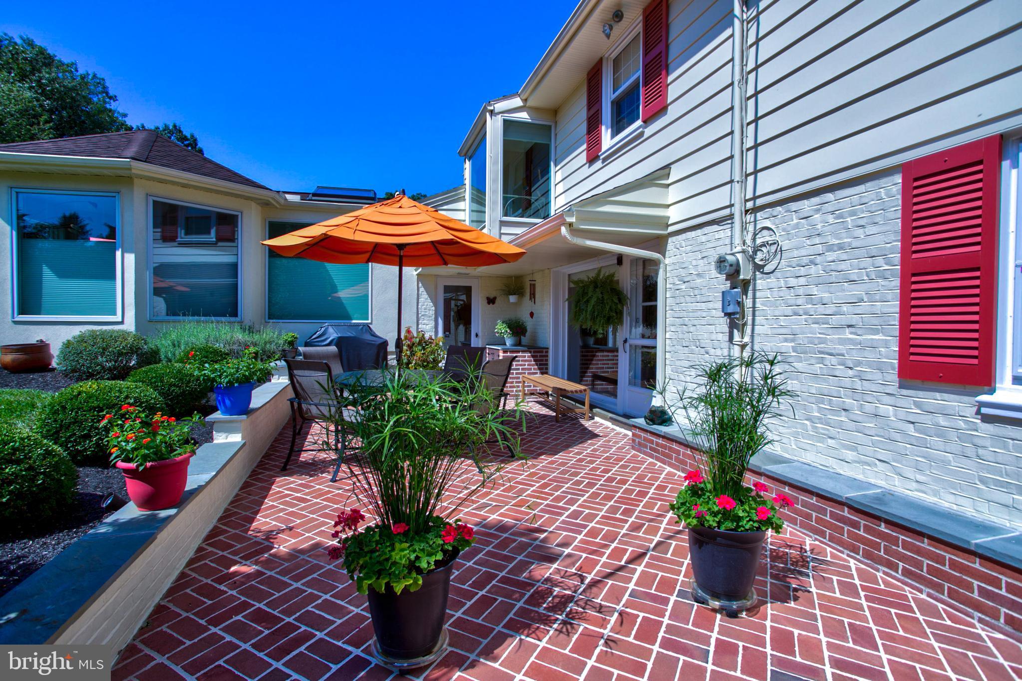 ROCKRIMMON RIDGE - Residential