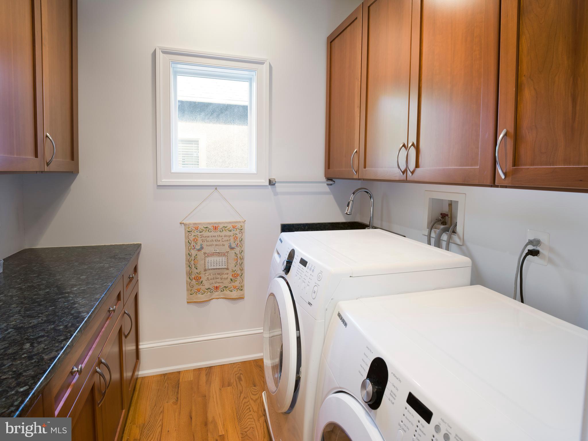 GLADWYNE - Residential