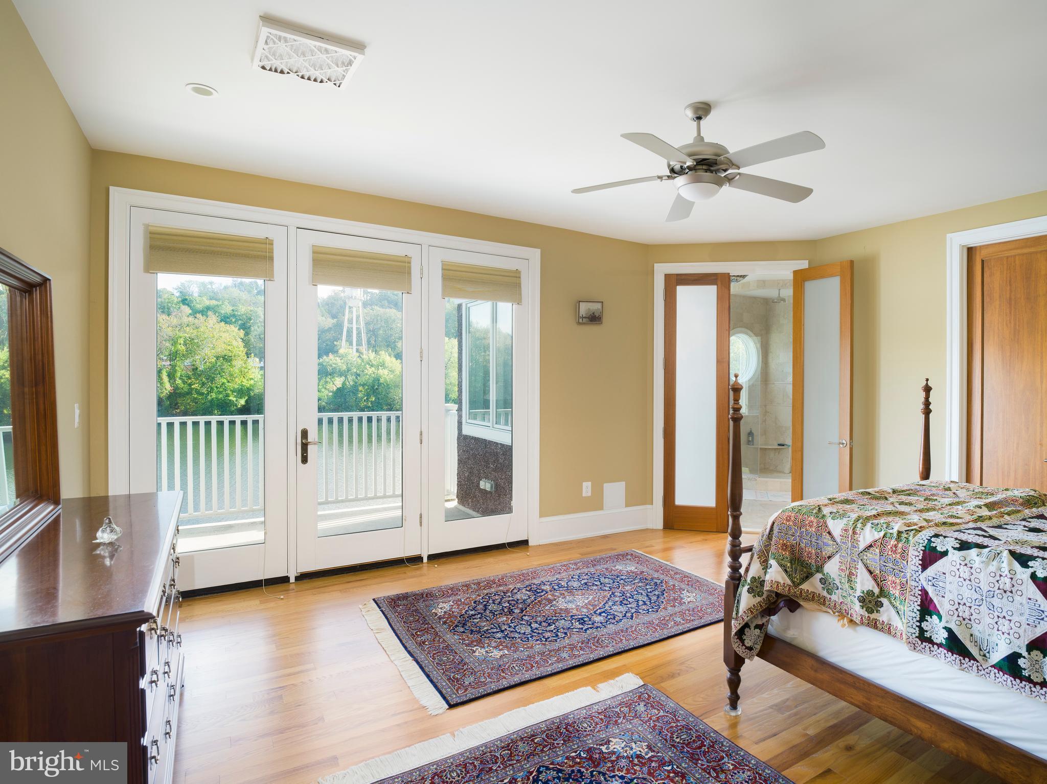 GLADWYNE - Residential