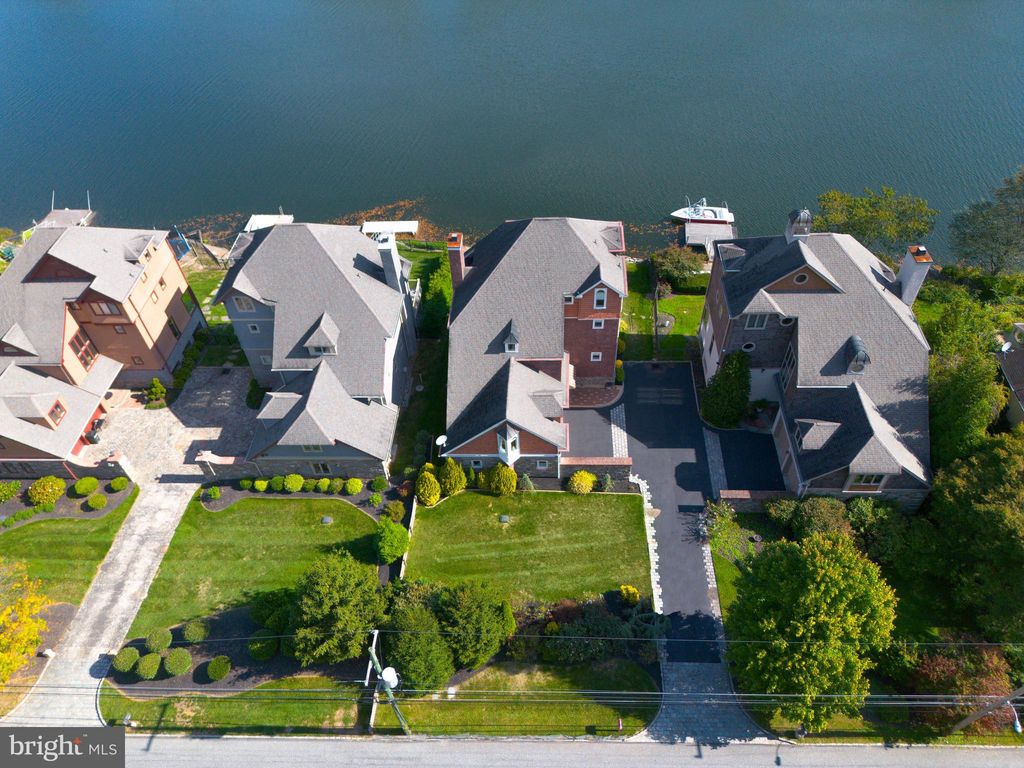 Photo of 236 River Road, GLADWYNE, PA 19035 (MLS # PAMC2158016)