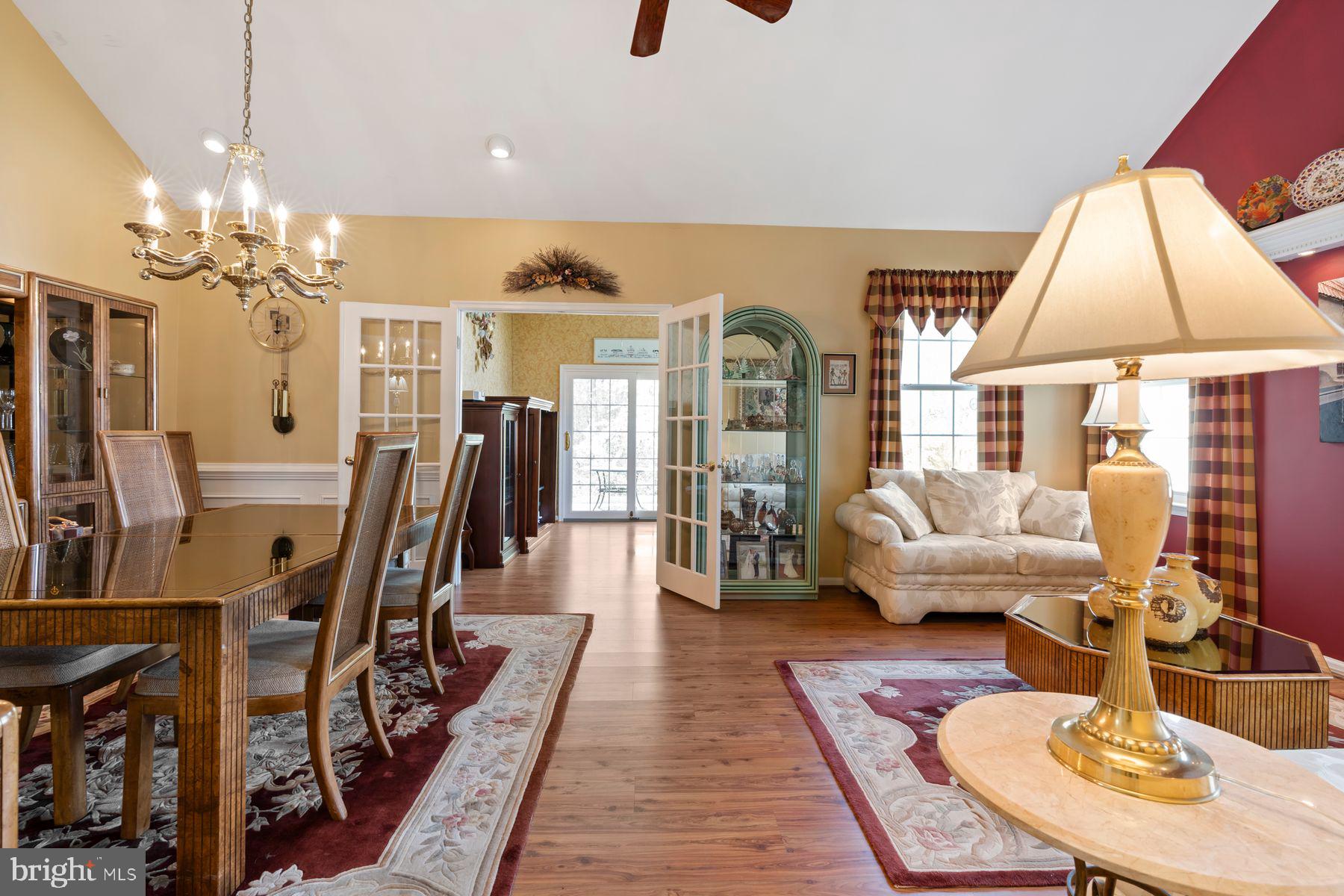 FLOWERS MILL - Residential