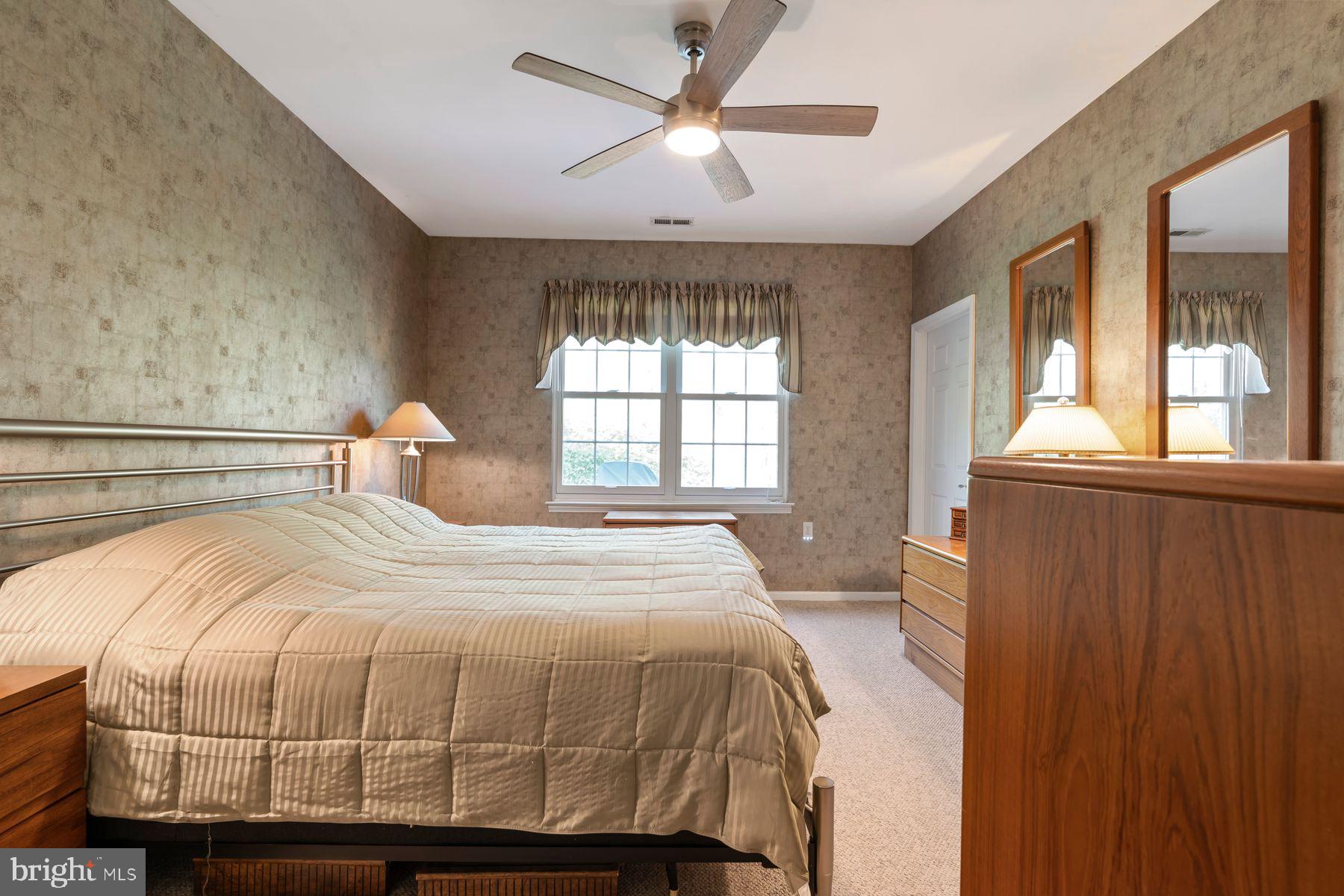 FLOWERS MILL - Residential