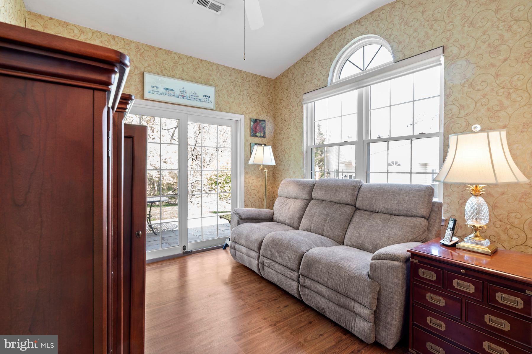 FLOWERS MILL - Residential