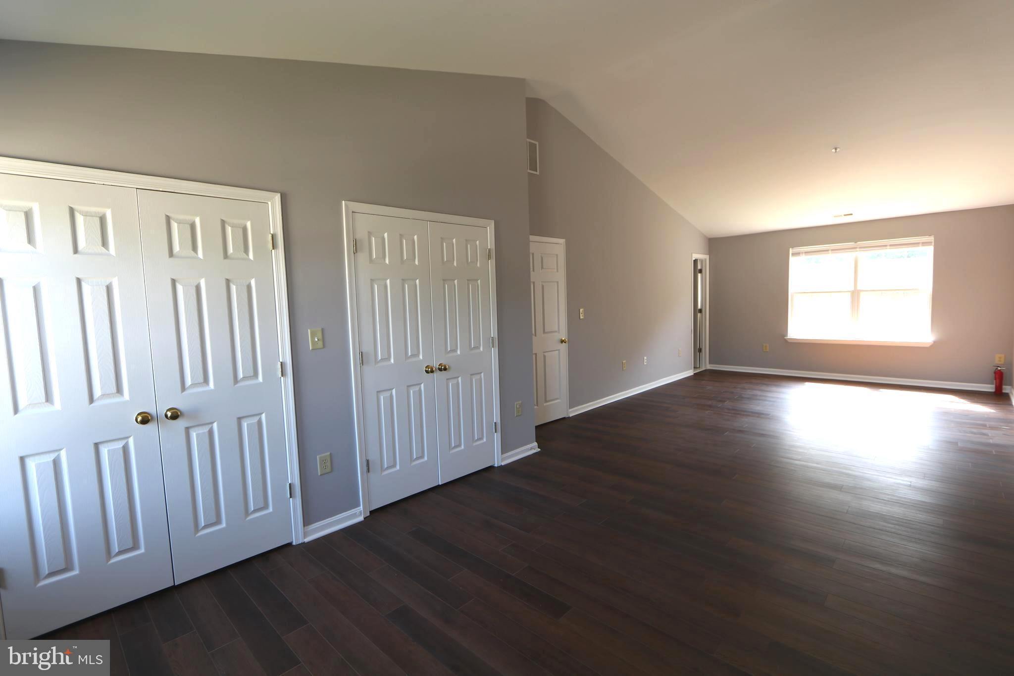 TINKERS CREEK - Residential Lease