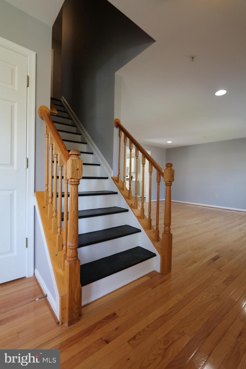 TINKERS CREEK - Residential Lease