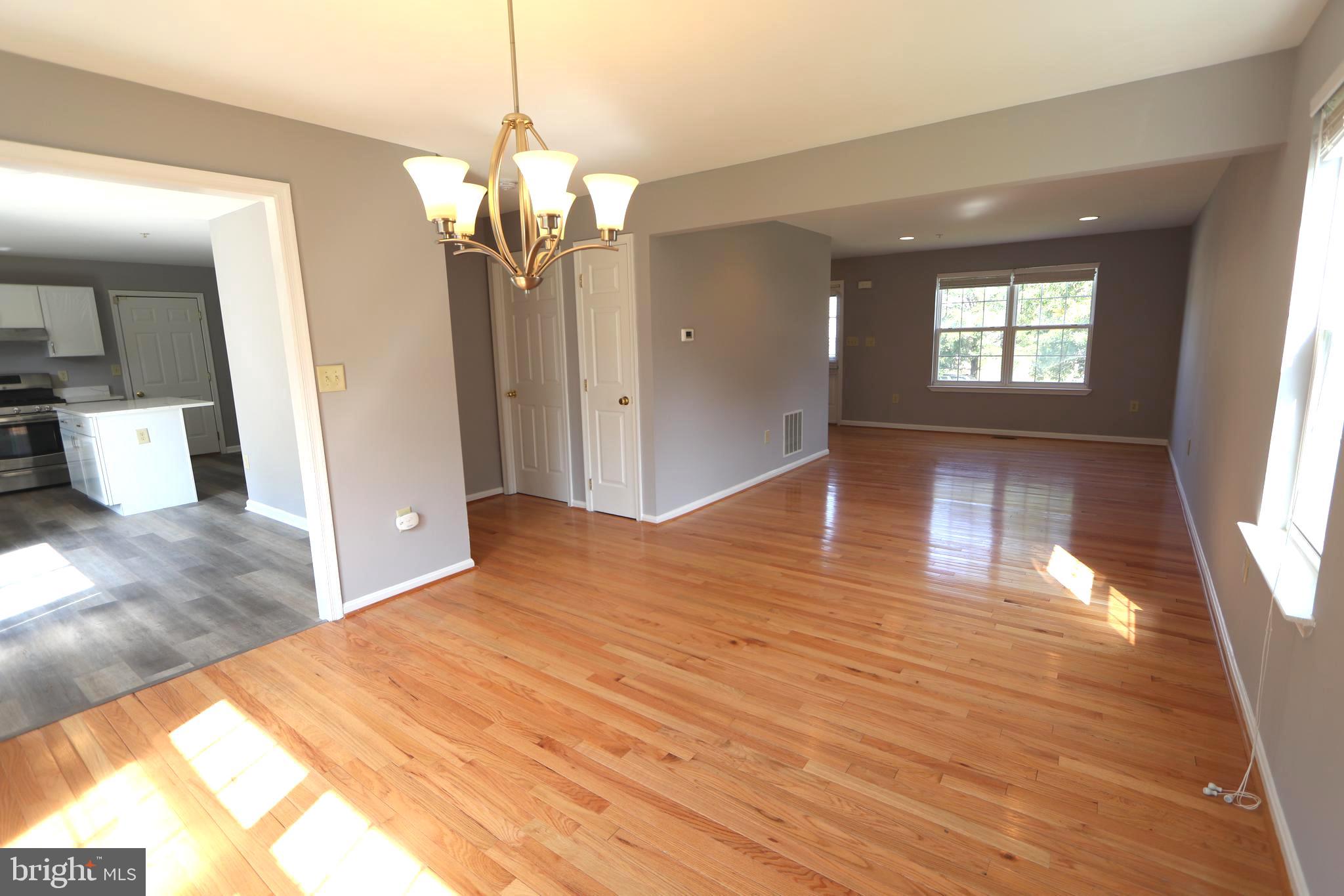 TINKERS CREEK - Residential Lease