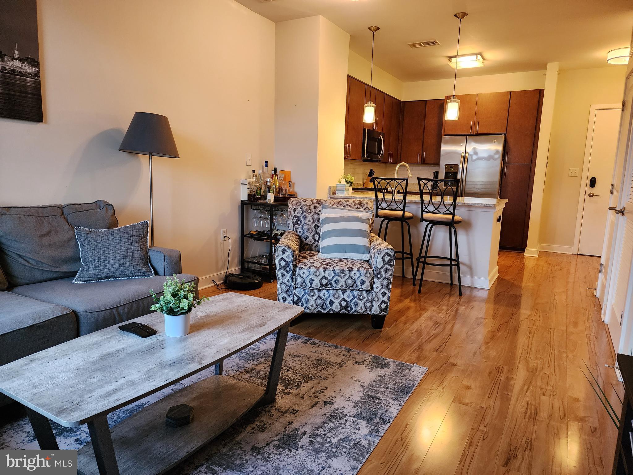 SILVER SPRING - Residential Lease