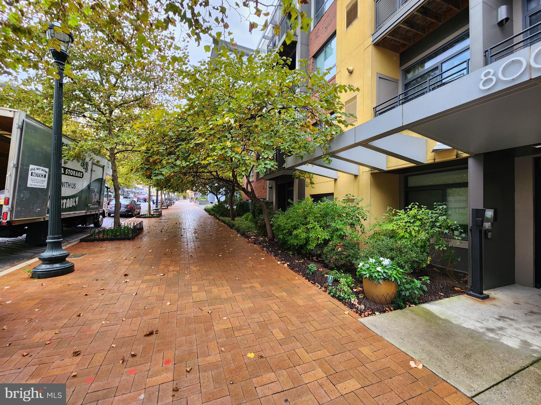 SILVER SPRING - Residential Lease