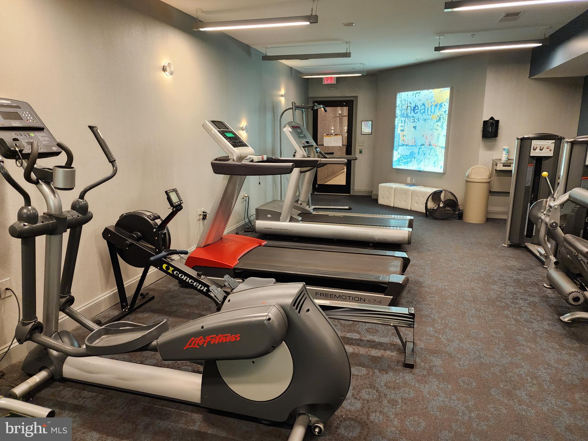 SILVER SPRING - Residential Lease