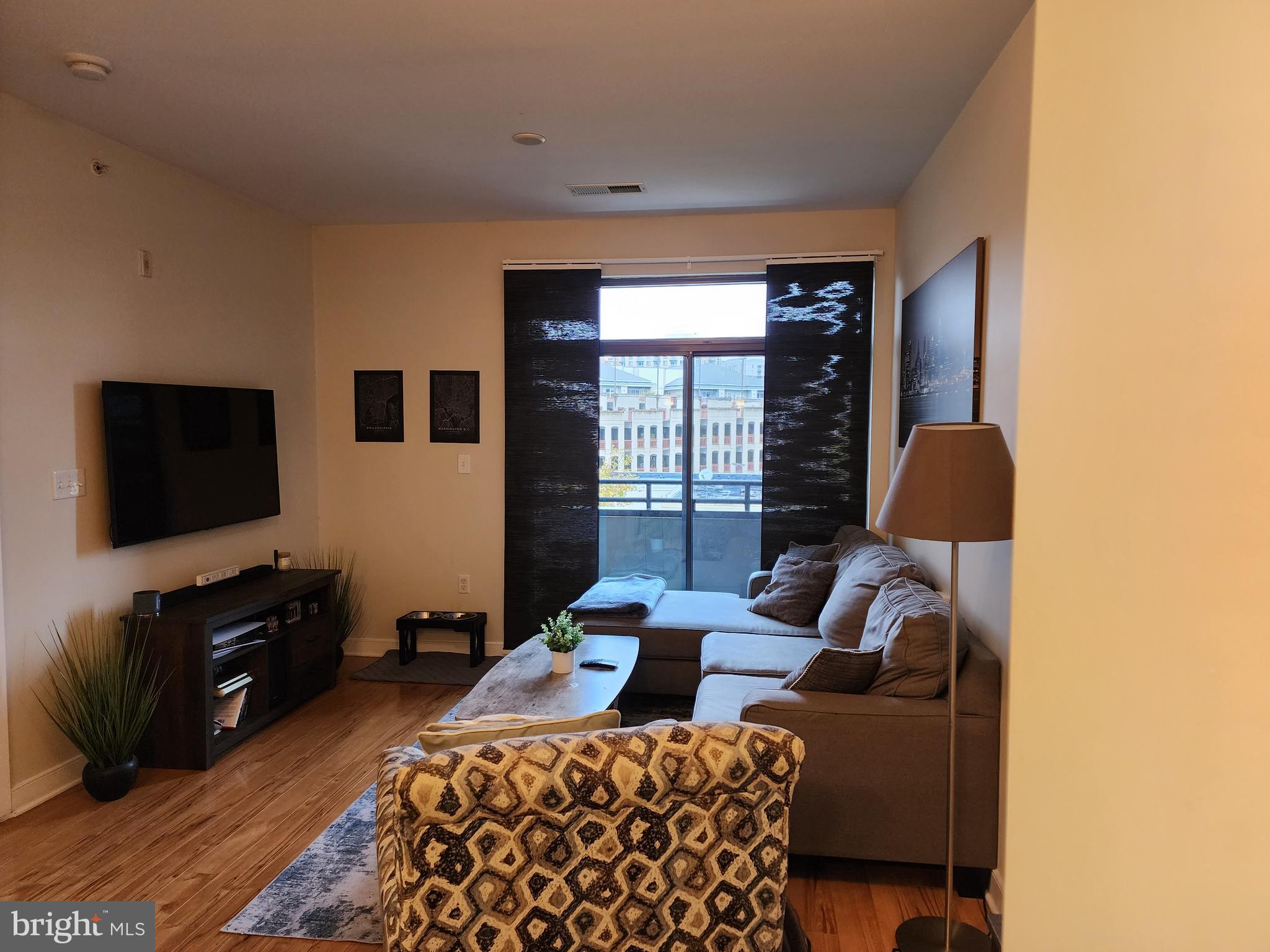 SILVER SPRING - Residential Lease