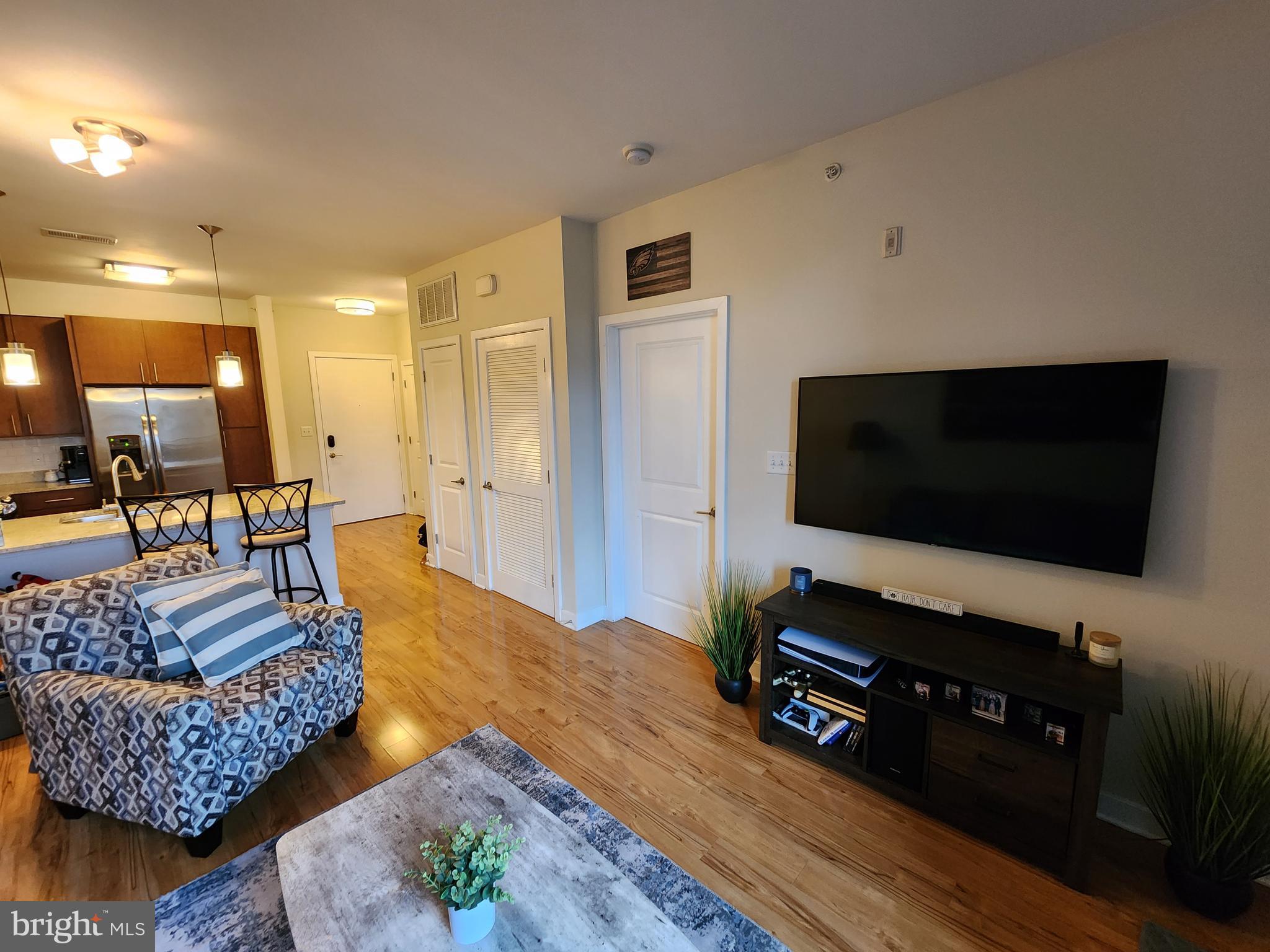 SILVER SPRING - Residential Lease