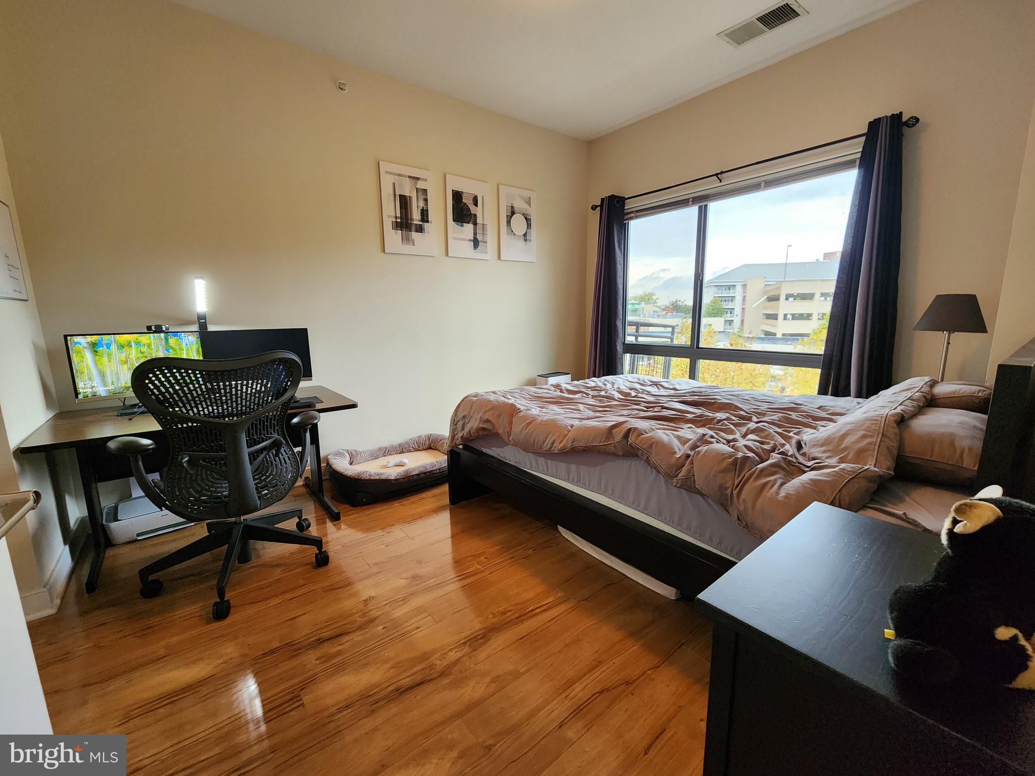 SILVER SPRING - Residential Lease