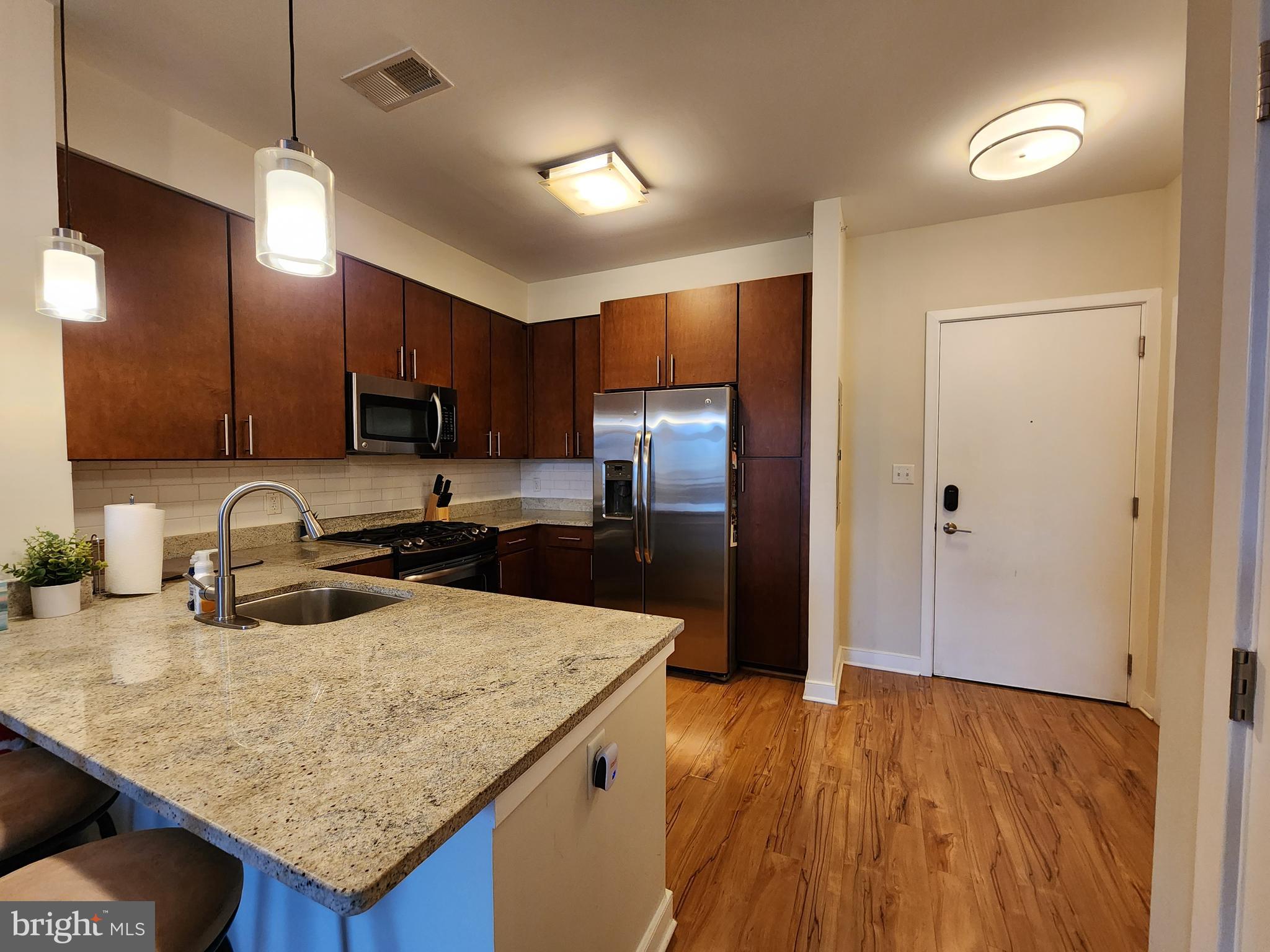SILVER SPRING - Residential Lease