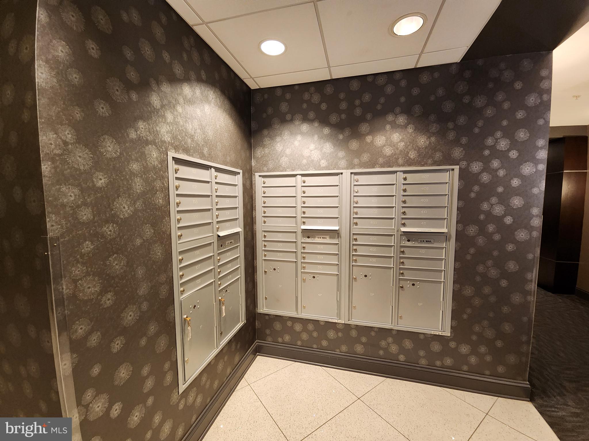 SILVER SPRING - Residential Lease