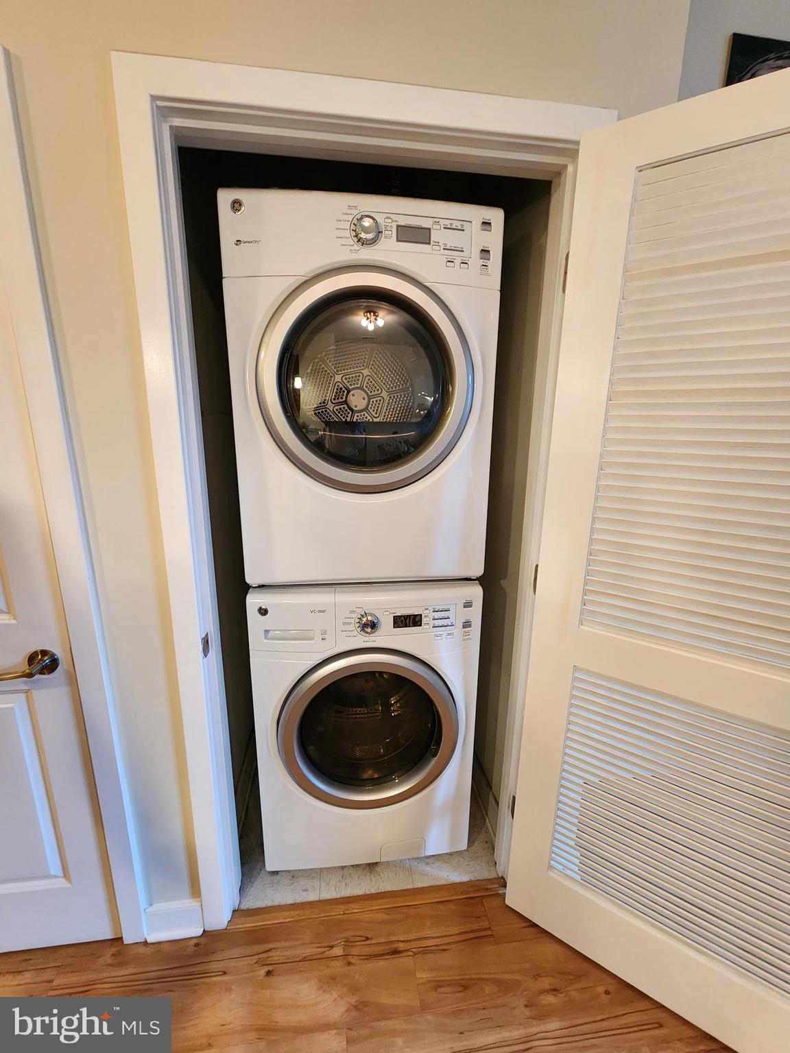 SILVER SPRING - Residential Lease