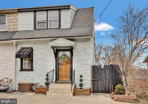 647 S FRANKLIN STREET LANCASTER PA 17602